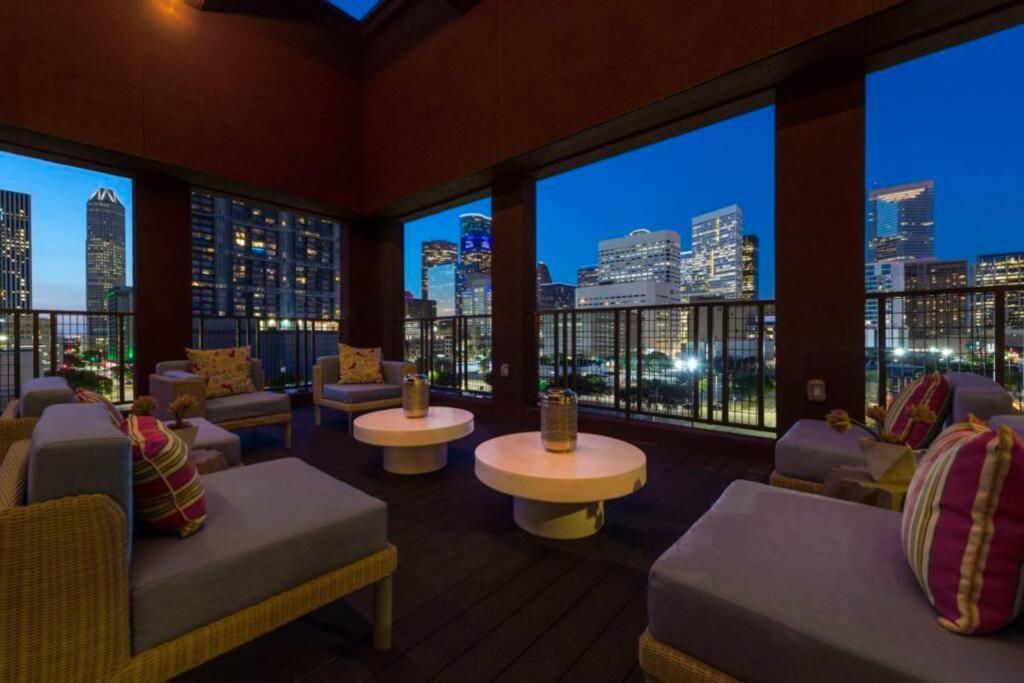 New Apart Downtown - 5Min Stadium/Parks/Museum Apartment Houston Exterior photo